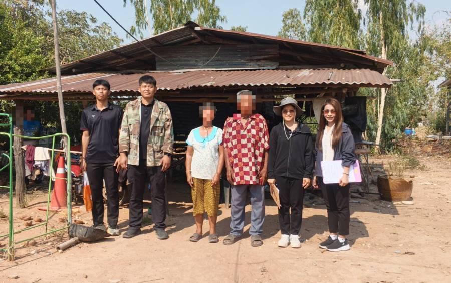 เจ้าหน้าที่กองสวัสดิการสังคม ร่วมกับ เจ้าหน้าที่กองช่าง ลงพื้นที่สำรวจบ้านผู้สูงอายุ จำนวน 2 หลัง เพื่อประมาณการปรับปรุงซ่อมแซมบ้านผู้สูงอายุ